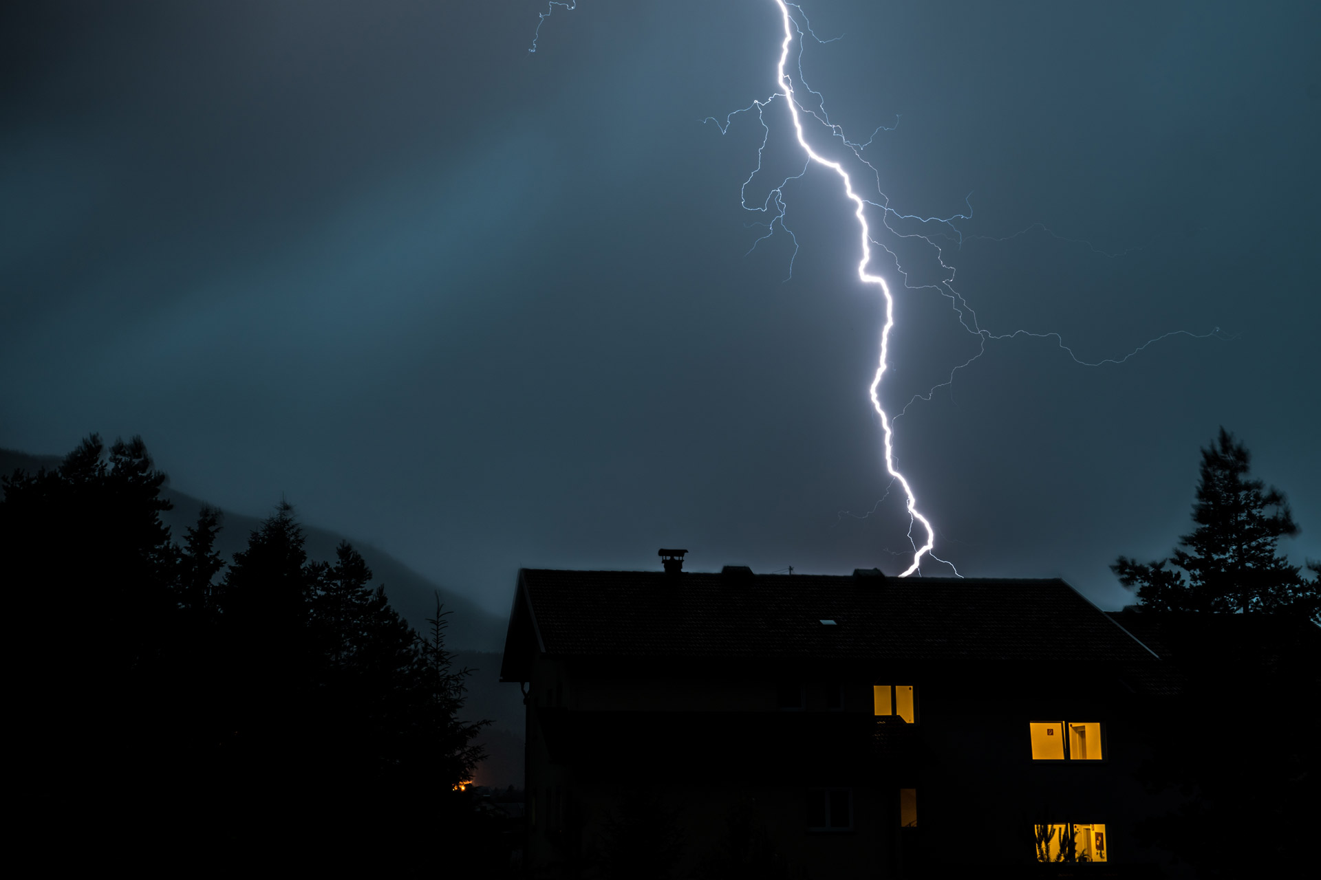 Blitzgefahr: So schützen Sie Ihr Zuhause